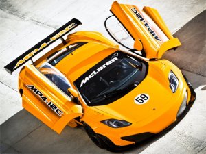 McLaren GT3 Puzzle Game